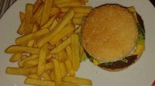 Cok Bafa - Un burger et frites