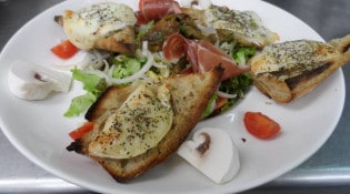 La Louetta - Salade de chèvre chaud