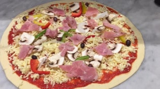 Le Veniqui - Pizza