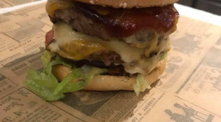 Nul Bar Ailleurs - Un burger