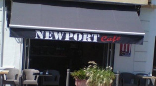 Le Newport Cafe - La façade