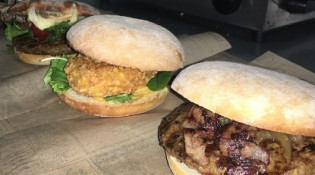 Pizzeria Football club - Des burgers