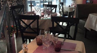 Le Café des Saveurs - La salle de restauration
