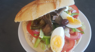 Le 72 - Un burger