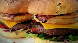 Le Pimm's - Des burgers