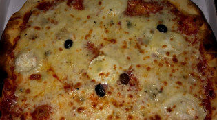 Jan & Djina - Une pizza
