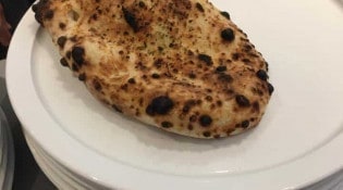 Forno di Napoli - Un calzone 