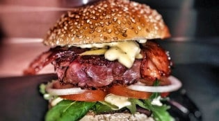 Ça mange pad'pain - un burger