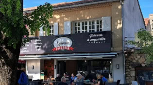 Pizzeria "Chez Sylvain - La façade