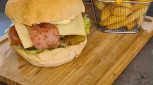 Le 212 - Un burger