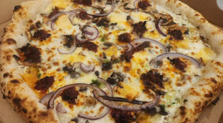 Di Maggio - Une pizza