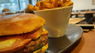 Bistrot Nouveau - Un burger