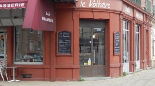 Le Voltaire - La façade du restaurant