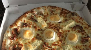 Berfin' Express Kebab - Une pizza