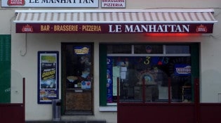 Le Manhattan - La façade du bar