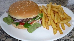 Brasserie du Port - Un burger, frites