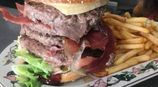 Bar du Vigneron - Un burger
