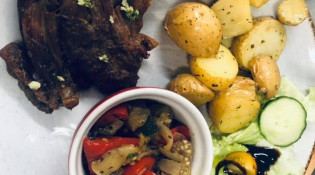 Le petit gourmand - Un plat