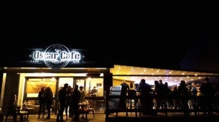 Oscar café - la façade