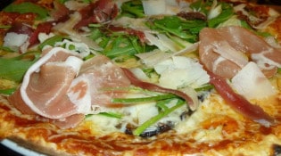 Trattoria Napoli - La pizza parma
