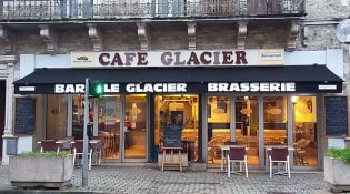 Le Glacier - La façade du restaurant