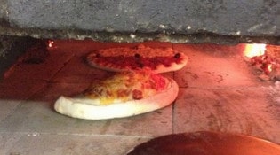 Dolce Italia - Des autres pizzas au four