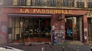 La Passerelle - La façade