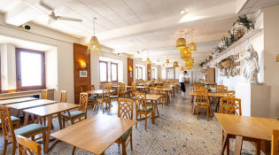 Le Restaurant Notre Dame de la Garde - La salle