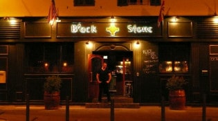 Black Stone - La façade du restaurant