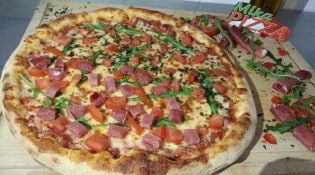 Mika Pizza - pizza