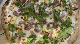 Pizz' à l'ancienne - Une pizza