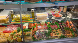 Restaurant snack le kelys - Le vitrine