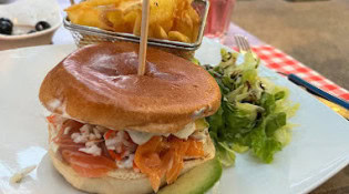 Les Gourmands - Un burger