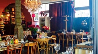 Café de la Place - La salle de restauration