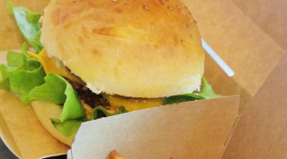 Window Traiteur - Un burger