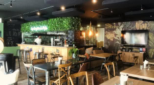 Au Comptoir de Malia - La salle