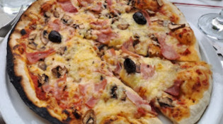Le Petit Bistrot - Une pizza