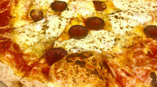 La trattoria - Une pizza