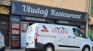 Uludag Restaurant - La façade