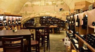 Cave les Alpilles - La salle de restauration
