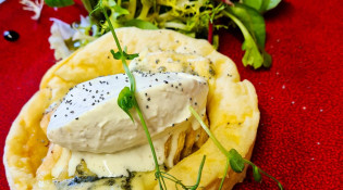 La véranda - Tarte fine aux poires et bleu d'Auvergne