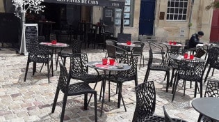 Les Pavés de Caen -  la terrasse