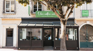 Une Cuillère Carrée - La façade
