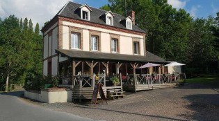 L'école Buissonnière - La façade du restaurant