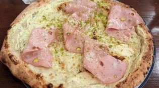 Nonno Leo - Une pizza