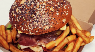 Le T10 - Un burger, frites