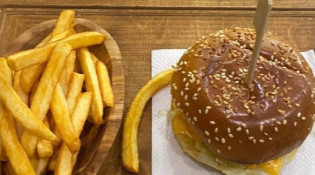 Ô'21 - Un burger, frites