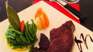 Beffroi de Nuits-Saint-Georges - Un autre plat