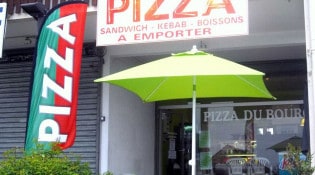 Pizza du Bourg - La façade de la pizzeria