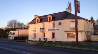 Le Détour - La façade du restaurant